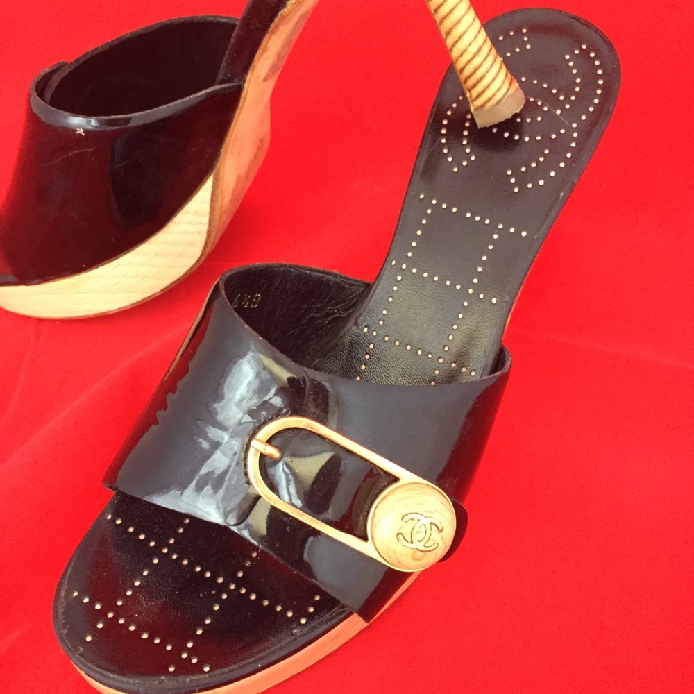 Chanel mules, black with gold details